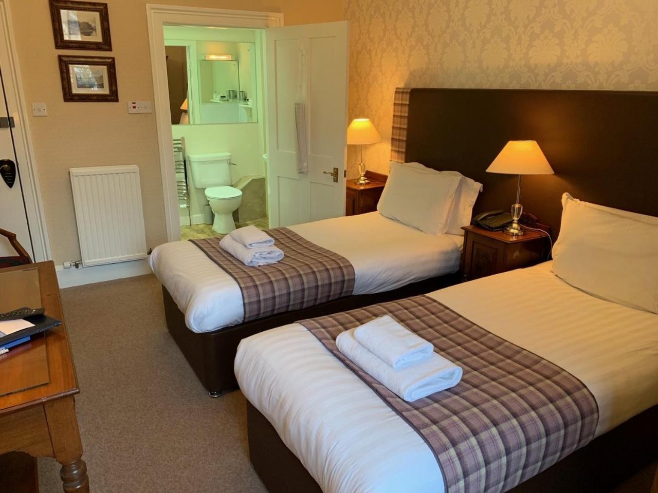 The Albany St Andrews Hotel Bagian luar foto