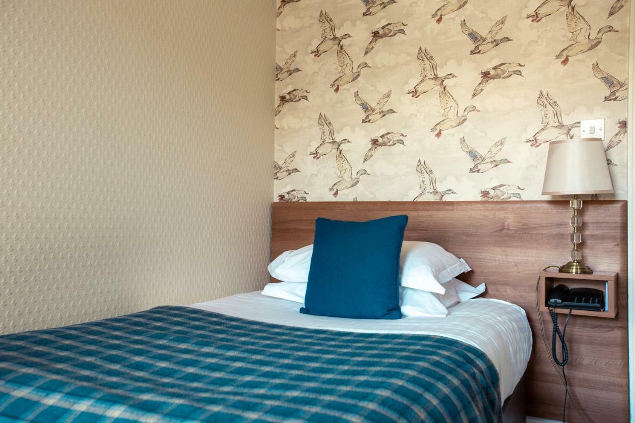 The Albany St Andrews Hotel Bagian luar foto